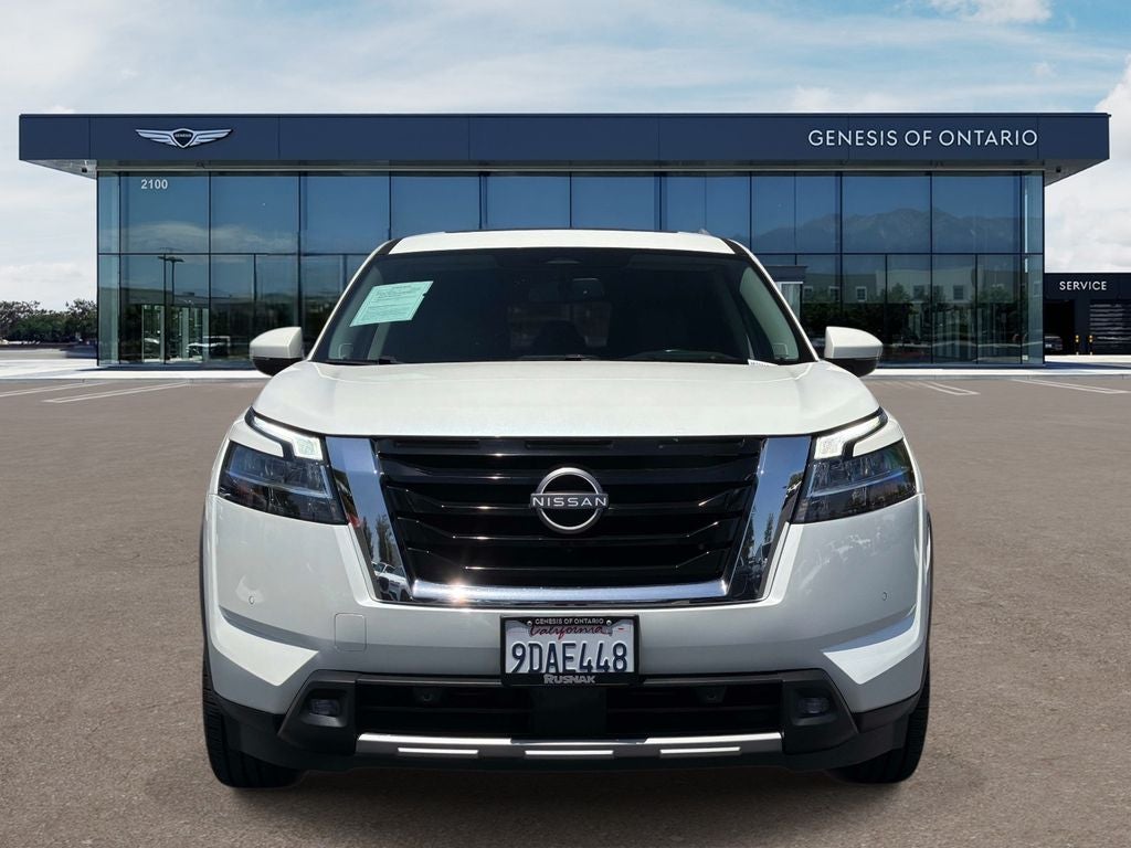 2022 Nissan Pathfinder — detail view